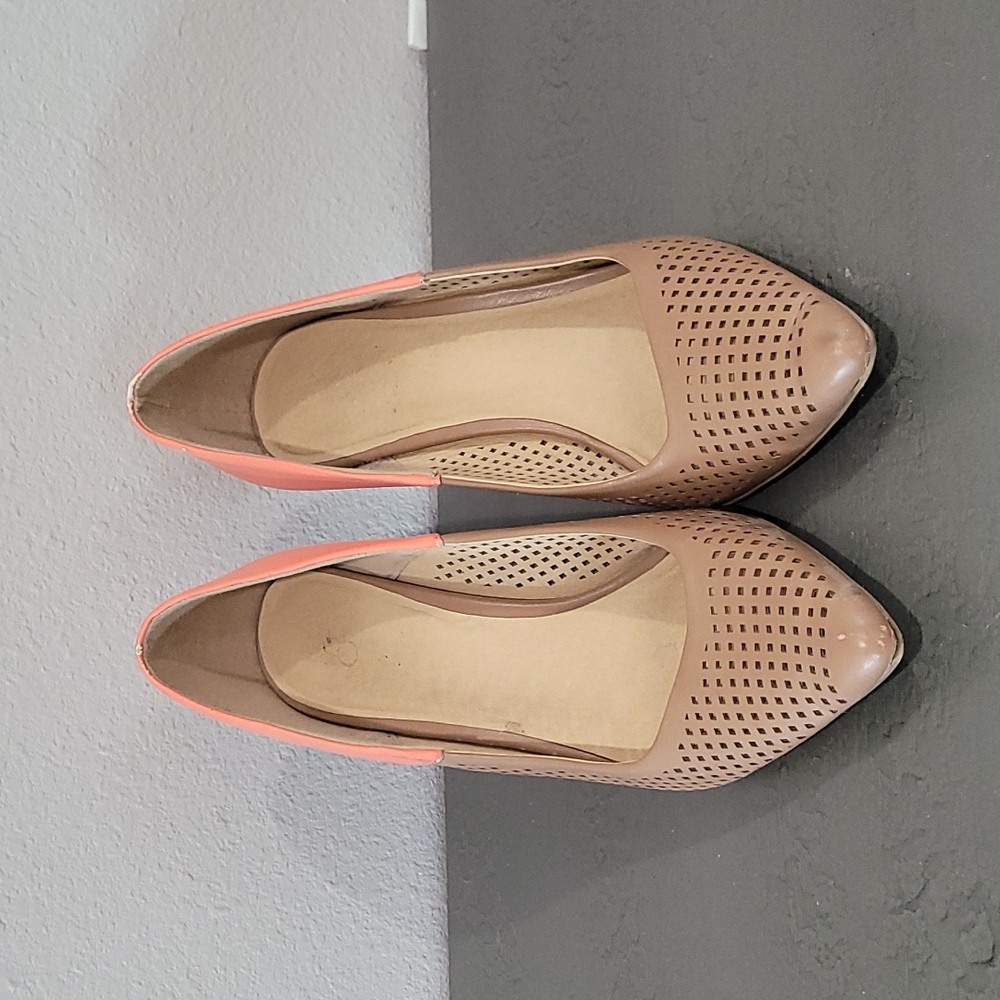 Cato size 11 color tan and coral